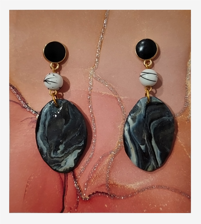 Marble black white earrings with beads